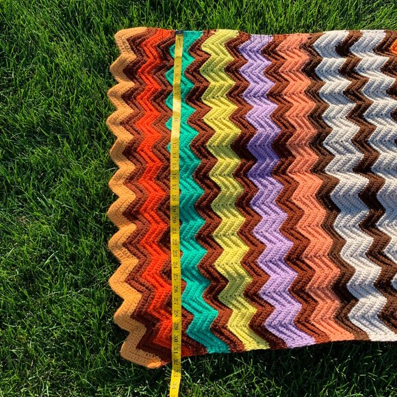 Vintage 70s Crochet Afghan Hand Knit Colourful Wool Throw Boho Retro Blanket - Picture 6 of 8